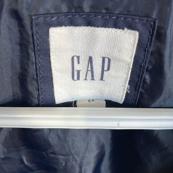 GAP Men’s Spring/Fall Nylon Jacket - Picture 4 of 5